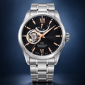 Orient Star RK-AT0009N - vista frontal tarcza czarna open heart